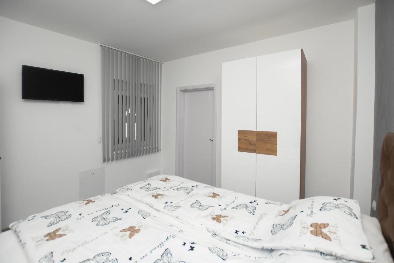 Relax Apartmani Кладово Экстерьер фото