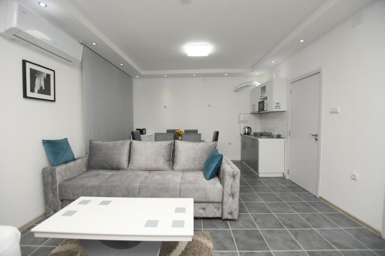 Relax Apartmani Кладово Экстерьер фото